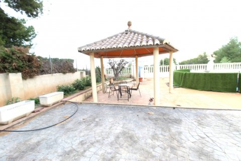 Villa for sale Manises, Valencia, Spain 8 bedrooms, 480 sq.m. No. 108269 - photo 17
