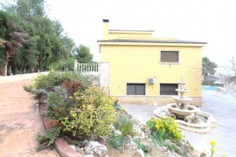 Villa for sale Manises, Valencia, Spain 8 bedrooms, 480 sq.m. No. 108269 - photo 2
