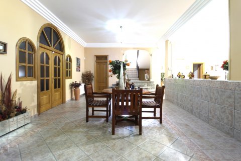 Villa for sale Manises, Valencia, Spain 8 bedrooms, 480 sq.m. No. 108269 - photo 18