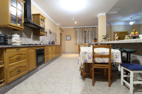 Villa for sale Manises, Valencia, Spain 8 bedrooms, 480 sq.m. No. 108269 - photo 27