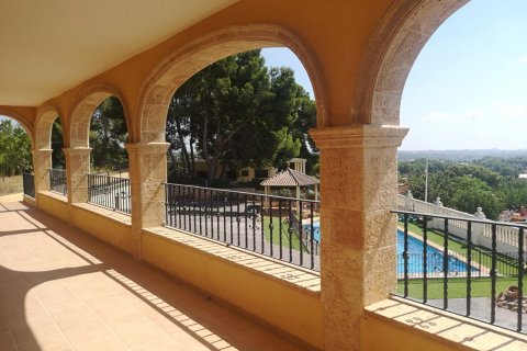 Villa for sale Manises, Valencia, Spain 8 bedrooms, 480 sq.m. No. 108269 - photo 8