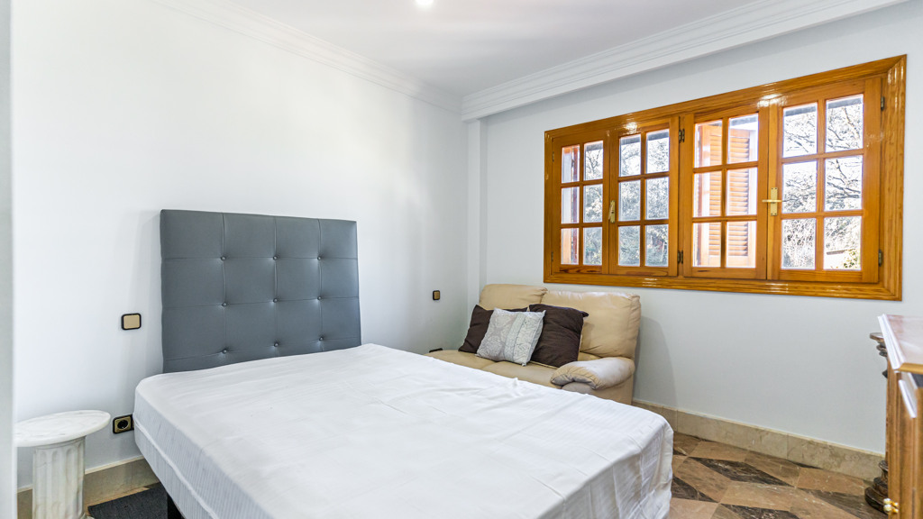 Villa i Villanueva de la Canada, Madrid, Spanien 8 sovrum, 660 kvm. Nr. 107532
