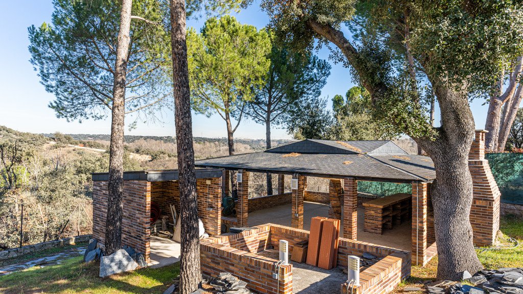 Villa i Villanueva de la Canada, Madrid, Spanien 8 sovrum, 660 kvm. Nr. 107532