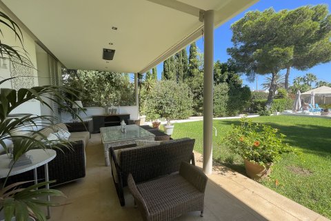 Villa for rent Sol De Mallorca, Mallorca, Spain 5 bedrooms, 452 sq.m. No. 111857 - photo 6
