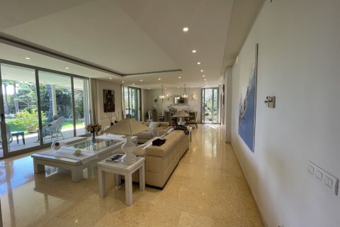 Villa for rent Sol De Mallorca, Mallorca, Spain 5 bedrooms, 452 sq.m. No. 111857 - photo 9