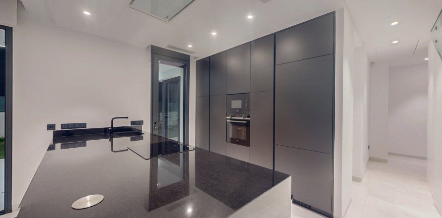 Villa i Finestrat, Alicante, Spanien 3 sovrum, 328 kvm. Nr. 110775