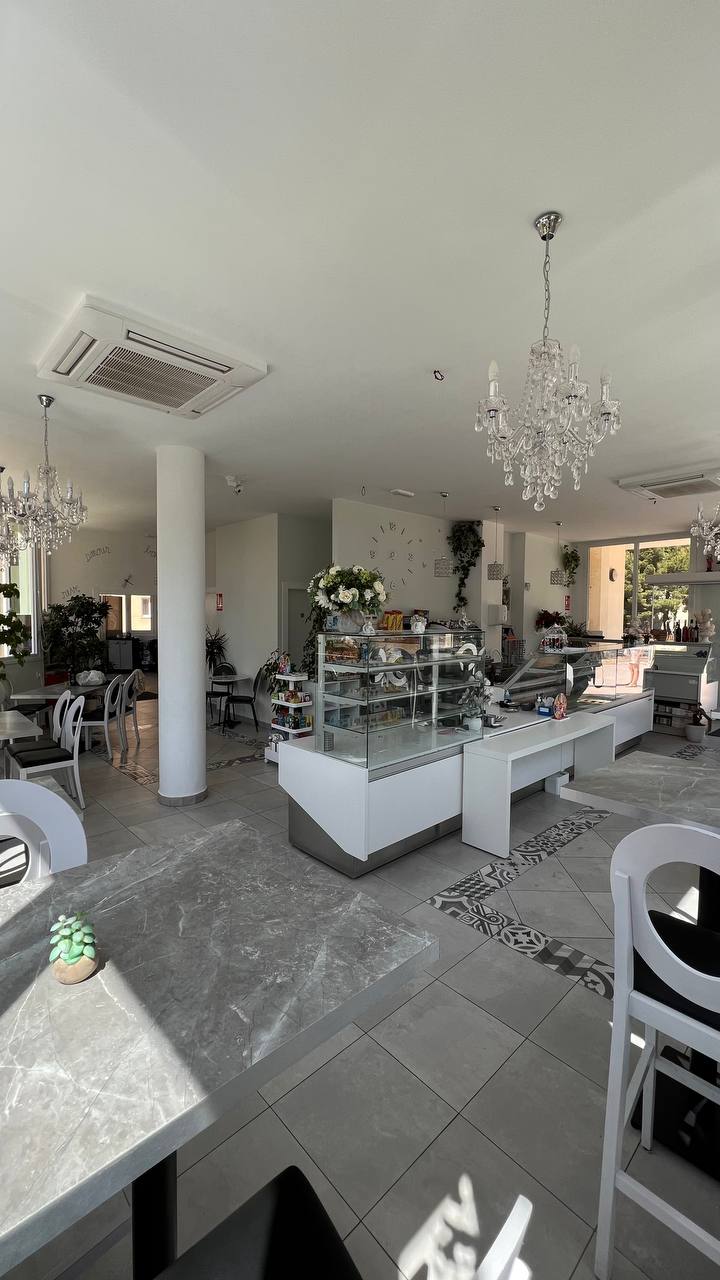 Propiedad comercial en Calpe, Alicante, España 210 m2 No. 88971