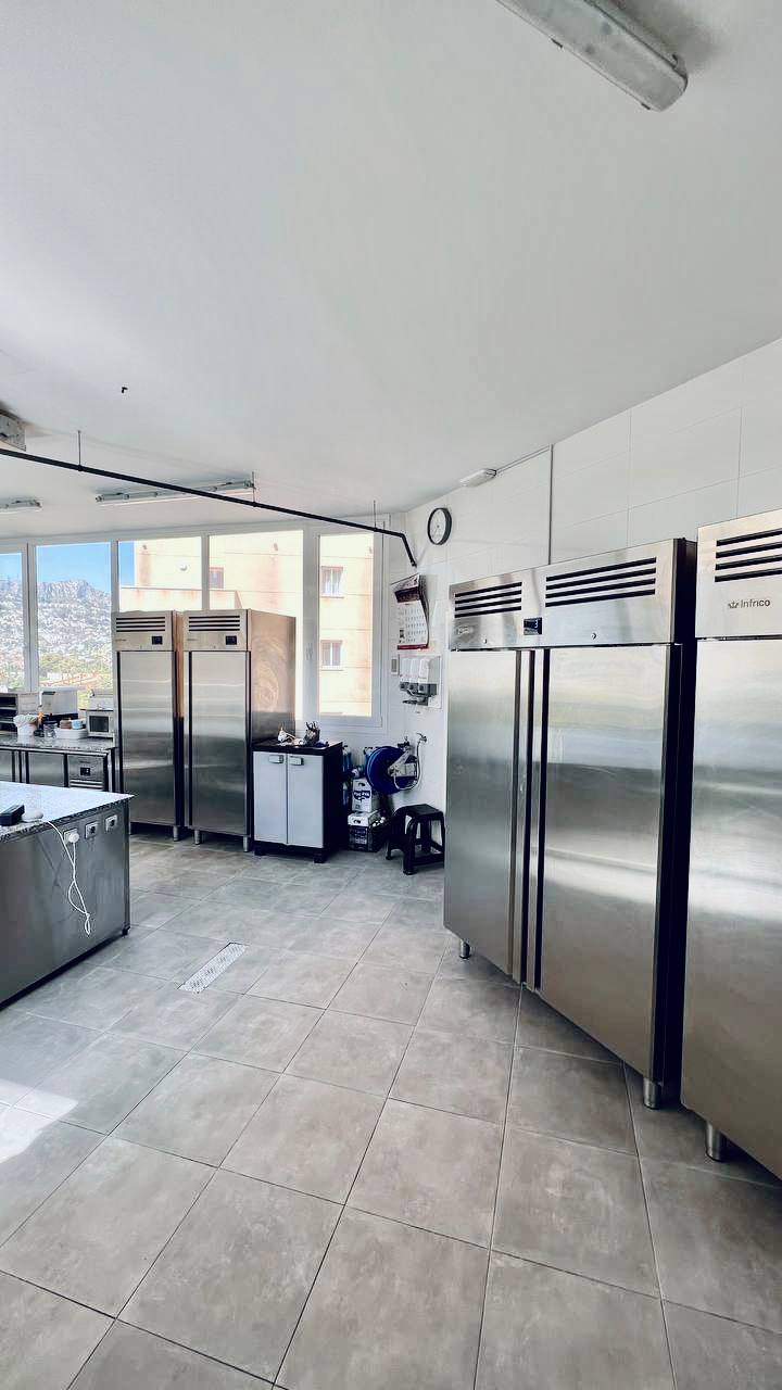Propiedad comercial en Calpe, Alicante, España 210 m2 No. 88971