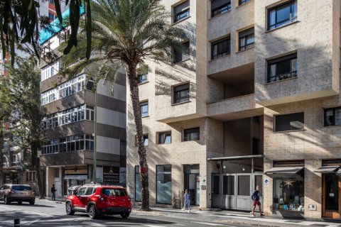 Apartament Las Palmas De Gran Canaria, Gran Canaria, Hiszpania 4 sypialnie, 100 mkw. nr 107632 – zdjęcie 21