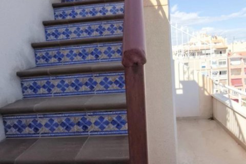 Penthauss pārdošanā Torrevieja, Alicante, Spānijā 2 istabas, 77 m2 Nr. 109356 - attēls 12
