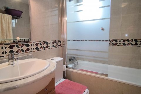 Penthauss pārdošanā Torrevieja, Alicante, Spānijā 2 istabas, 77 m2 Nr. 109356 - attēls 7