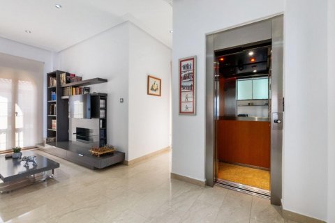 Villa in vendita Orihuela, Alicante, Spagna 3 camere da letto, 620 mq. N° 112902 - foto 18