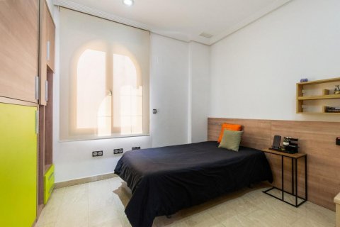 Villa in vendita Orihuela, Alicante, Spagna 3 camere da letto, 620 mq. N° 112902 - foto 20