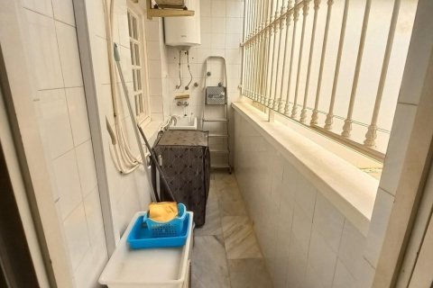 Apartment for sale Torrevieja, Alicante, Spain 2 bedrooms, 73 sq.m. No. 112900 - photo 5