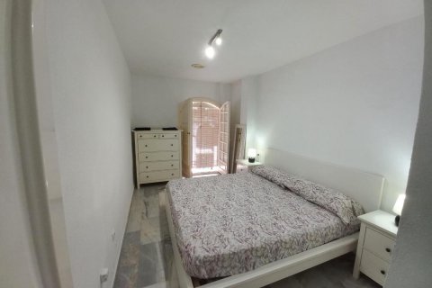 Apartment for sale Torrevieja, Alicante, Spain 2 bedrooms, 73 sq.m. No. 112900 - photo 9