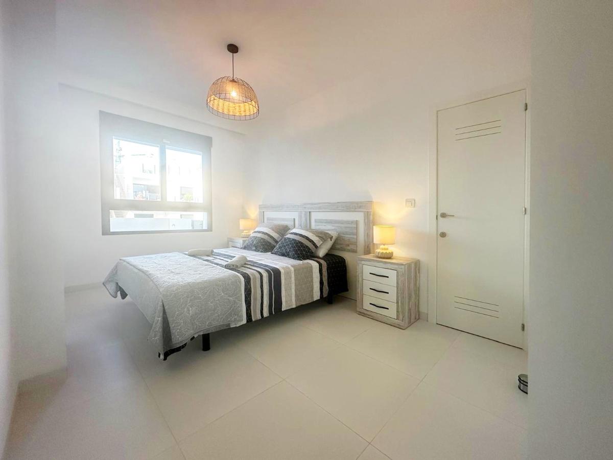Huoneisto San Miguel de Salinas, Alicante, Espanja 3 makuuhuonetta, 94 m2 No. 112901