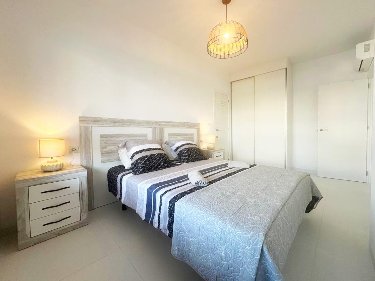 Huoneisto San Miguel de Salinas, Alicante, Espanja 3 makuuhuonetta, 94 m2 No. 112901