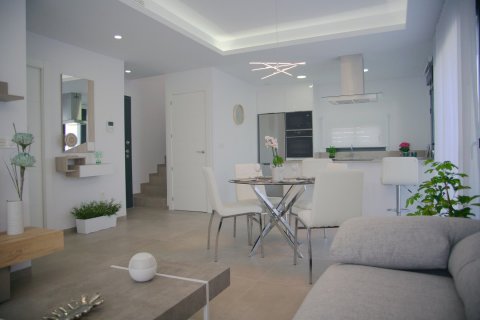 Huvila myytävänä Los Montesinos, Alicante, Espanja, 3 makuuhuonetta, 118 m2 No. 119331 - kuva 6