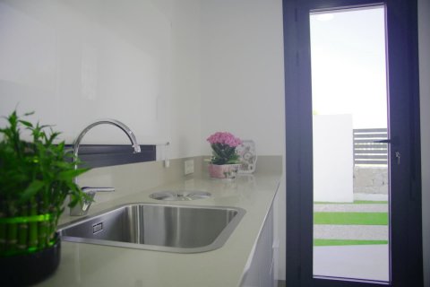 Huvila myytävänä Los Montesinos, Alicante, Espanja, 3 makuuhuonetta, 118 m2 No. 119331 - kuva 11