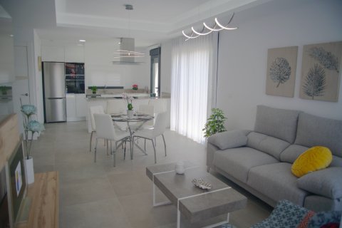 Huvila myytävänä Los Montesinos, Alicante, Espanja, 3 makuuhuonetta, 118 m2 No. 119331 - kuva 7