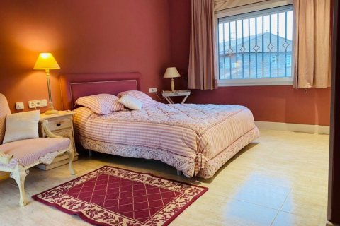 House for sale Cambrils, Tarragona, Spain 7 bedrooms, 466 sq.m. No. 21573 - photo 17