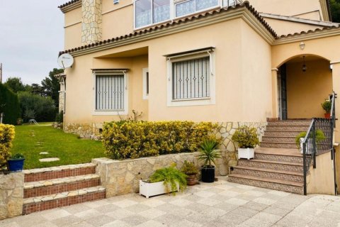 House for sale Cambrils, Tarragona, Spain 7 bedrooms, 466 sq.m. No. 21573 - photo 3