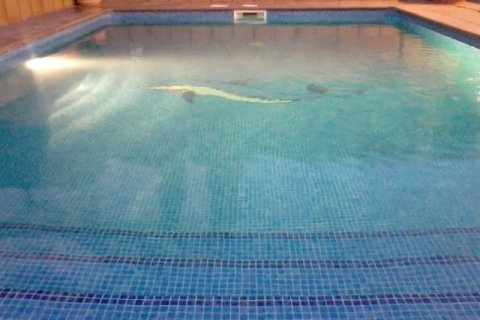 Talo myytävänä Cunit, Tarragona, Espanja, 5 makuuhuonetta, 240 m2 No. 21772 - kuva 5