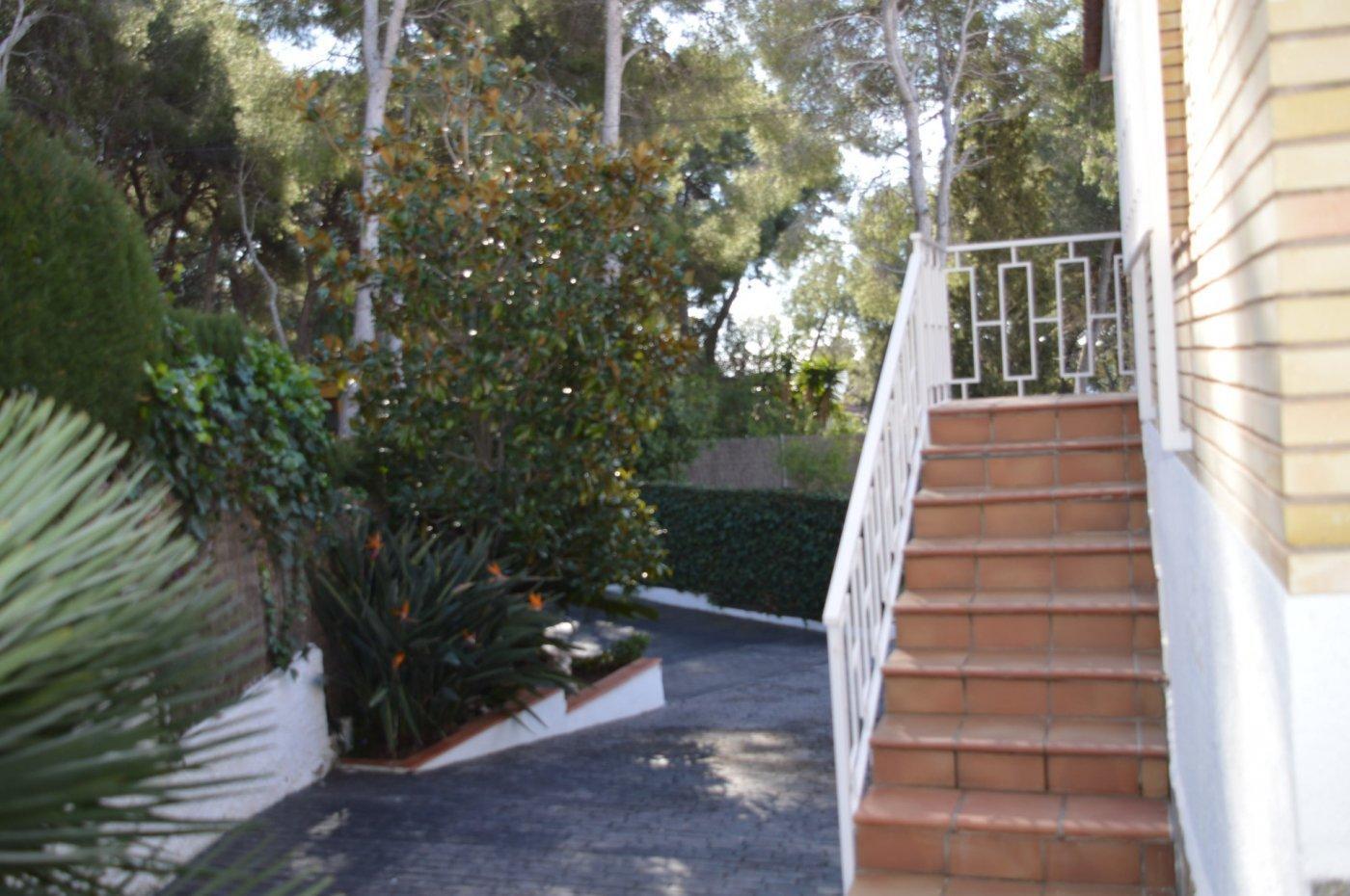 Hus i Cunit, Tarragona, Spanien 5 sovrum, 250 kvm. Nr. 22967