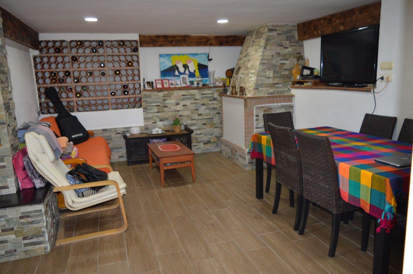 Hus i Cunit, Tarragona, Spanien 5 sovrum, 250 kvm. Nr. 22967