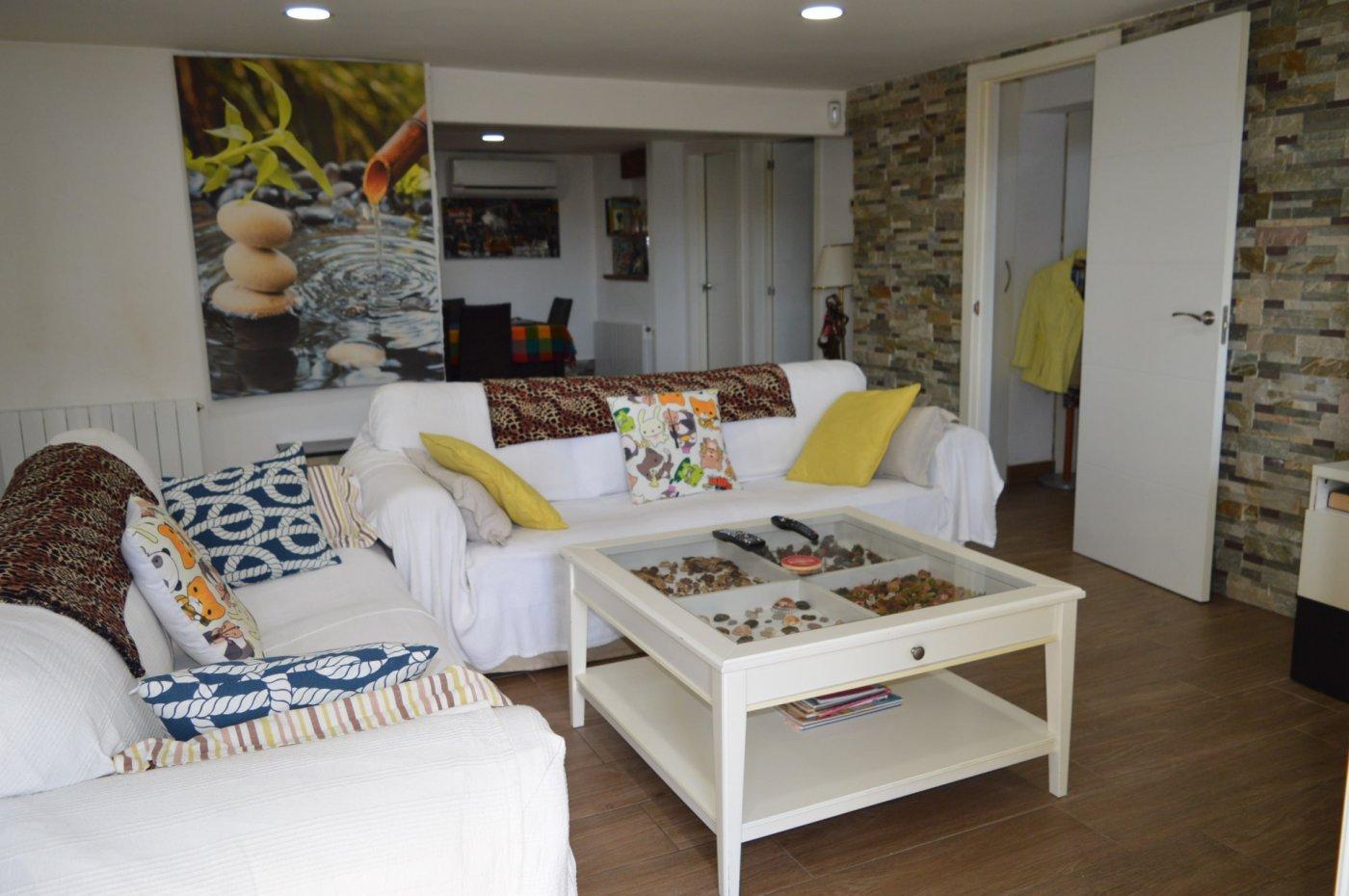 Hus i Cunit, Tarragona, Spanien 5 sovrum, 250 kvm. Nr. 22967