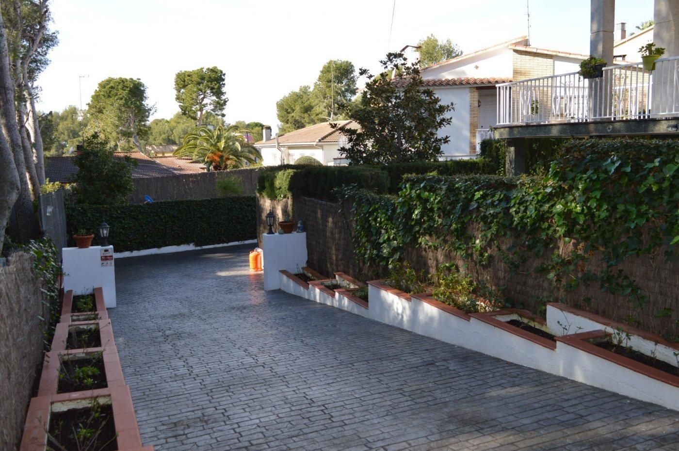 Hus i Cunit, Tarragona, Spanien 5 sovrum, 250 kvm. Nr. 22967