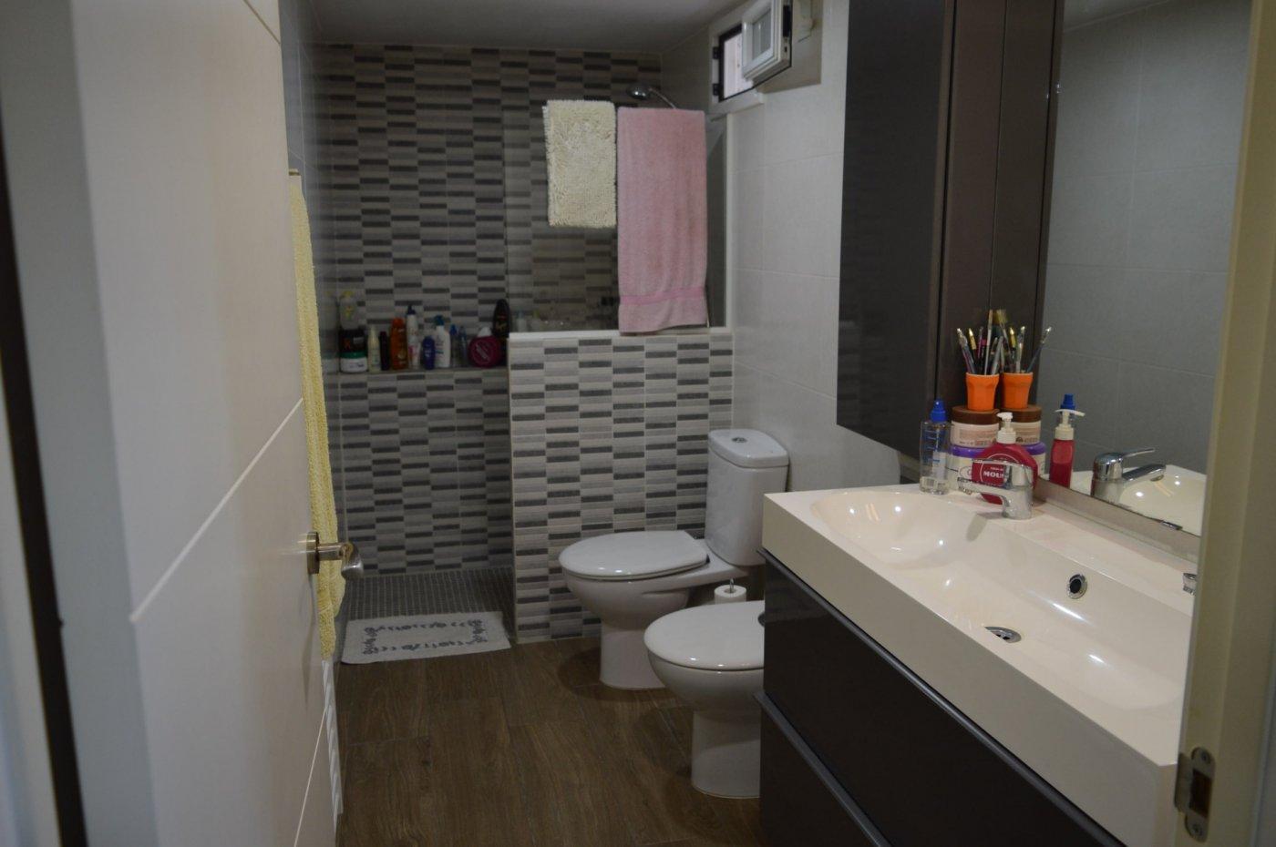 Hus i Cunit, Tarragona, Spanien 5 sovrum, 250 kvm. Nr. 22967