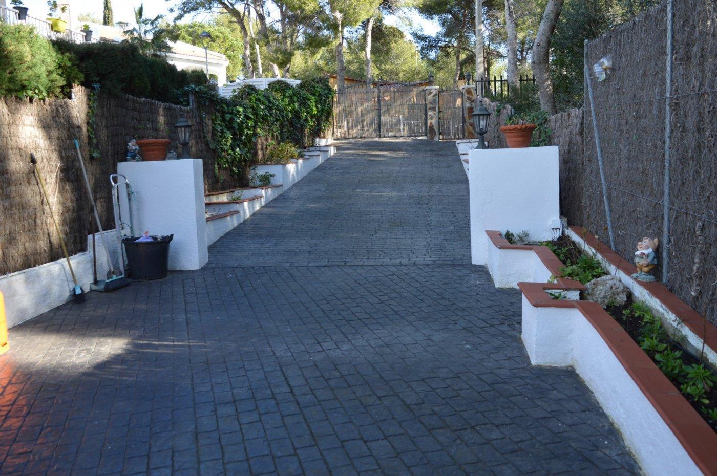 Hus i Cunit, Tarragona, Spanien 5 sovrum, 250 kvm. Nr. 22967