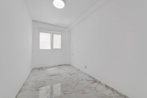 Продажа квартиры в Торревьеха, Аликанте, Испания 3 спальни, 99м2 №117733 - фото 8