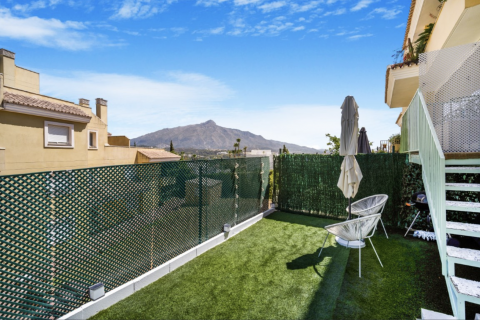 Apartment for sale Nueva Andalucia, Malaga, Spain 1 bedroom, 124 sq.m. No. 109658 - photo 9