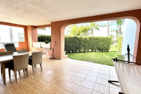 Apartment for sale Estepona, Malaga, Spain 2 bedrooms, 105 sq.m. No. 109682 - photo 4