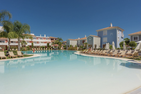 Apartment for sale Estepona, Malaga, Spain 2 bedrooms, 105 sq.m. No. 109682 - photo 1