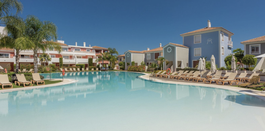 Apartment Estepona, Malaga, Spain 2 bedrooms, 105 sq.m. No. 109682