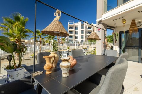 Продажа квартиры Вилламартин, Аликанте, Испания 2 спальни, 63м2 №119277 - фото 17