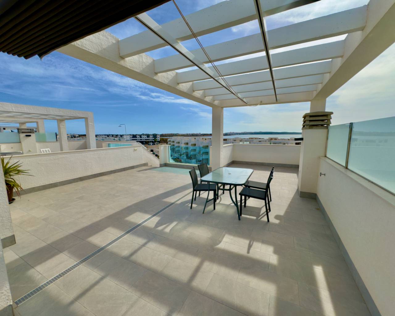 Wohnung in Guardamar del Segura, Alicante, Spanien 2 Schlafzimmer, 80 m2 Nr. 93150