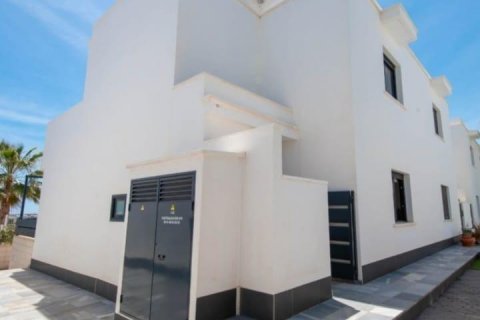 Продажа дома в Ла Зения, Аликанте, Испания 2 спальни, 107м2 №117068 - фото 12