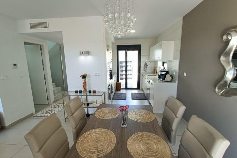 Продажа дома в Ла Зения, Аликанте, Испания 2 спальни, 107м2 №117068 - фото 19