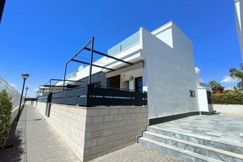 Продажа дома в Ла Зения, Аликанте, Испания 2 спальни, 107м2 №117068 - фото 15