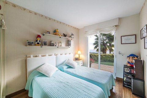 House for sale Sant Vicenc De Montalt, Barcelona, Spain 5 bedrooms, 360 sq.m. No. 22455 - photo 14