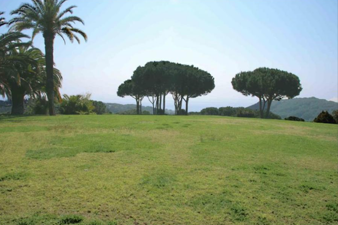 Dom w Sant Vicenc De Montalt, Barcelona, Hiszpania 4 sypialnie, 300 mkw. nr 22437