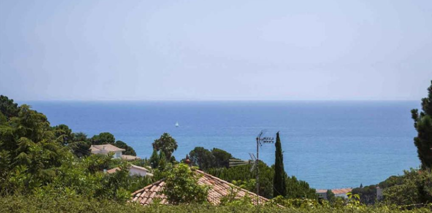 House à Sant Pol de Mar, Barcelona, Espagne 4 chambres, 641 m2 No. 22485