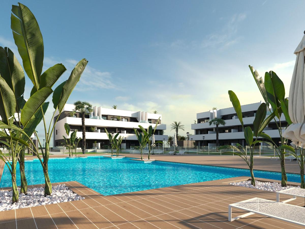 Apartment à Guardamar del Segura, Alicante, Espagne 2 chambres, 64 m2 No. 113096