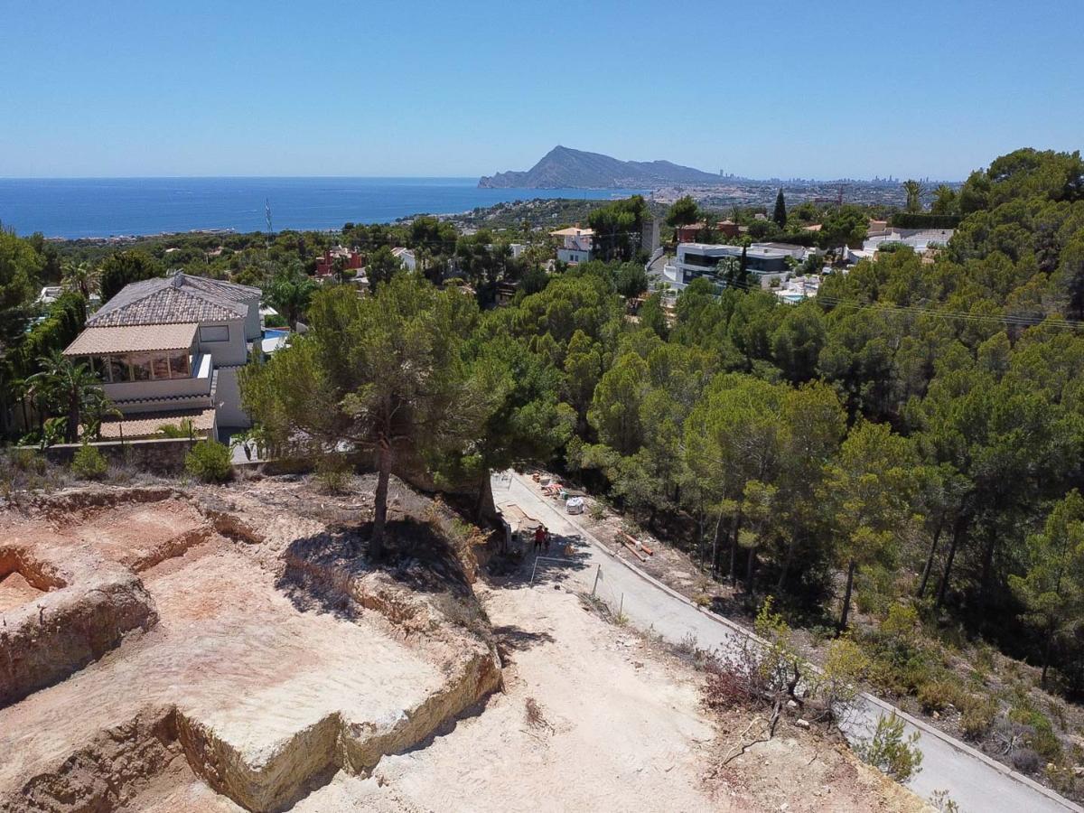 Villa in Altea, Alicante, Spain 4 bedrooms, 425 sq.m. No. 113055