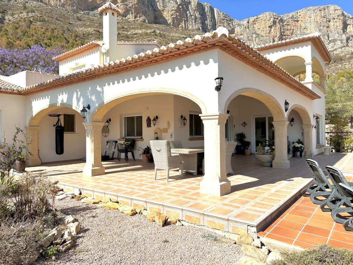 Villa en Jávea, Alicante, España 6 dormitorios, 350 m2 No. 113094