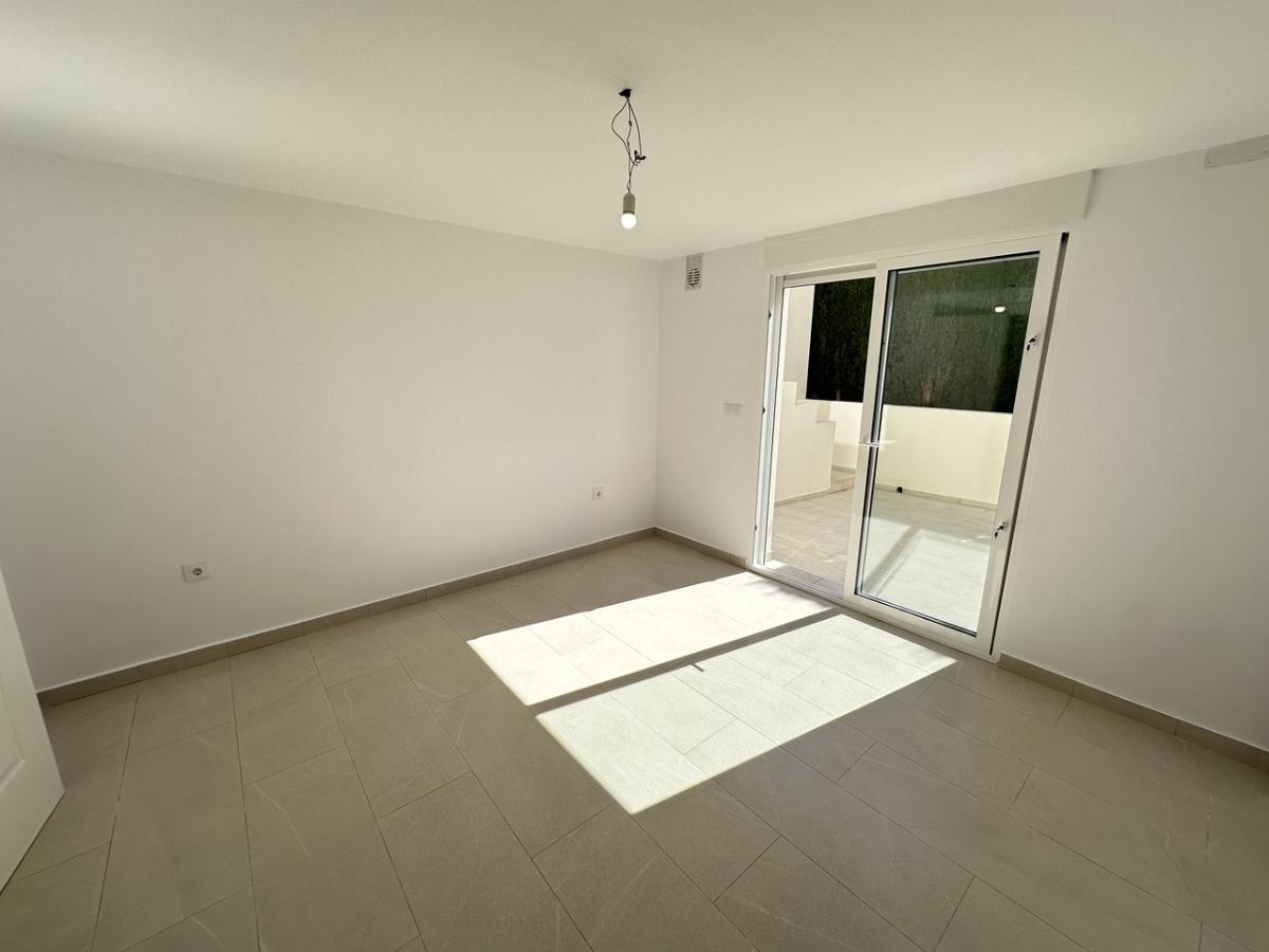 Villa en Jávea, Alicante, España 6 dormitorios, 350 m2 No. 113094